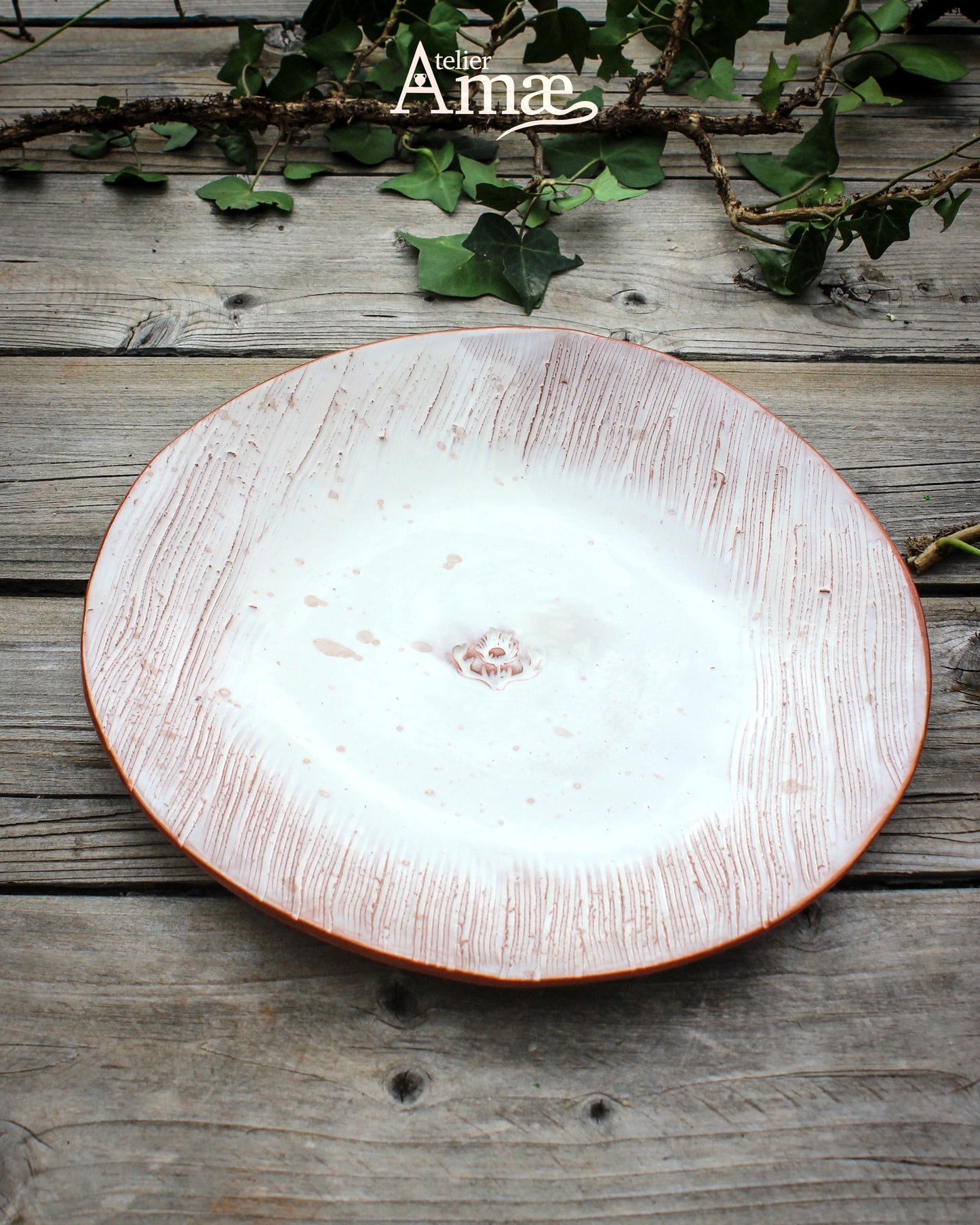 Assiette plate Vieux Chêne - Céramique artisanale - Esprit de la forêt