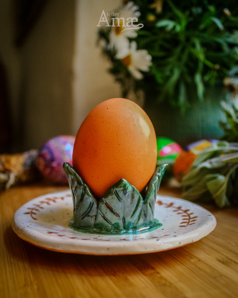 Taza para huevos de Ostara Nest