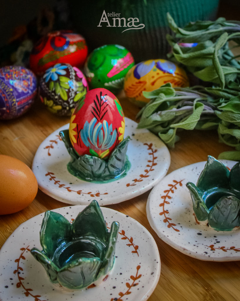 Taza para huevos de Ostara Nest