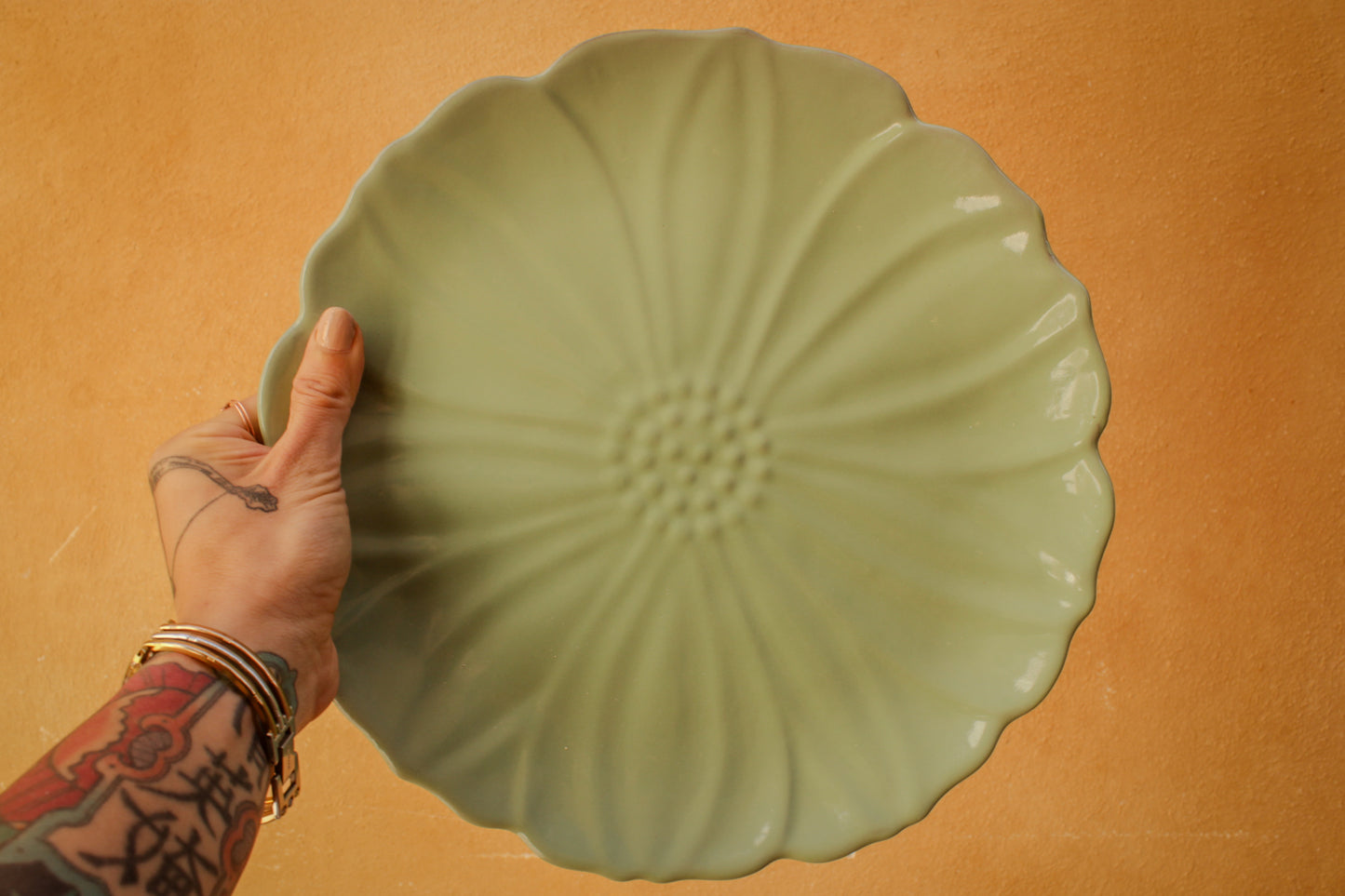 Large handmade ceramic Peony flower-shaped plate, 5 colors