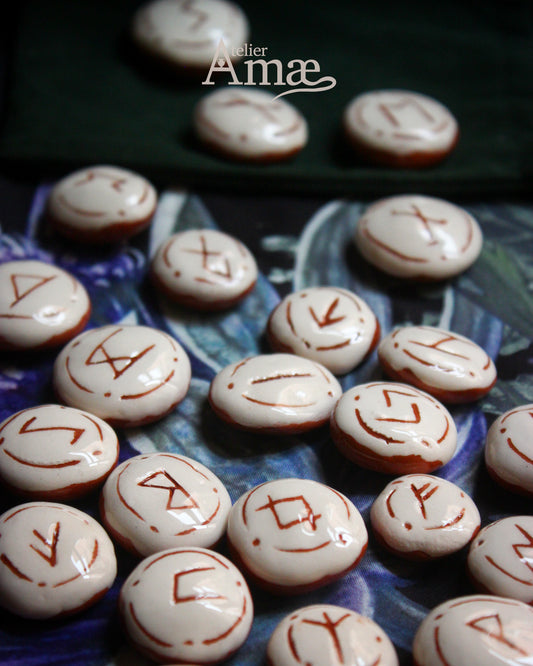 Set of 25 white Ancient Futhark runes - Divination runes