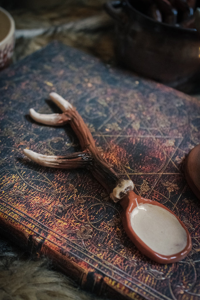 Ramure Sacrée - Cuillère Bois de cerf - céramique fait main