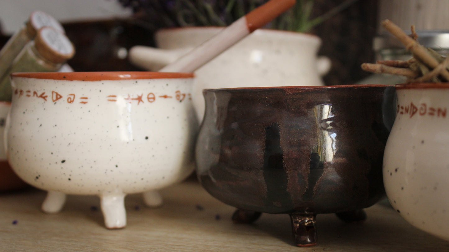 Mini Taza Caldero Obscurial en Cerámica - Artesanal y Mágica