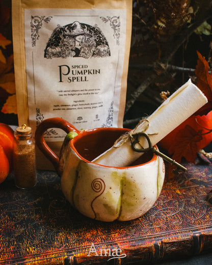 Coffret Bal des Citrouilles – Tasse ou Chaudron + Thé Spiced Pumpkin Spell 🎃🍵